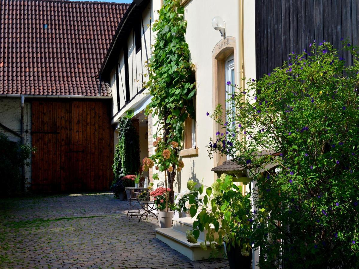 Gastehaus & Weingut Gehrig Hotel Weisenheim am Sand Luaran gambar